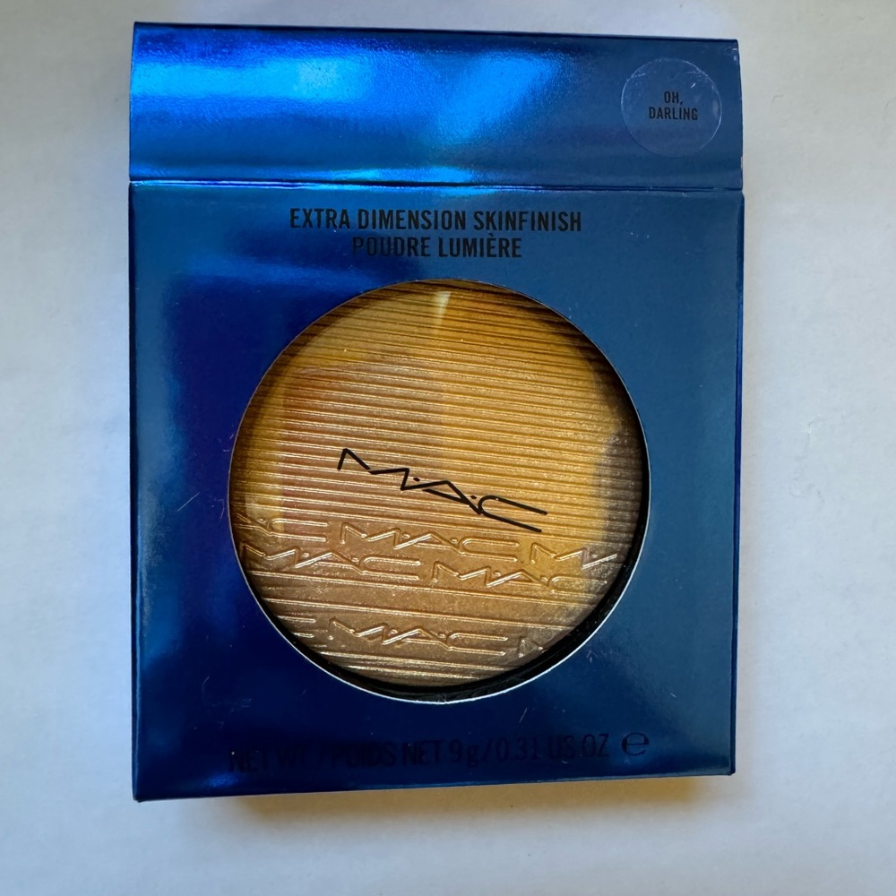 MAC Cosmetics LE Holiday Oh, Darling! Highlighter